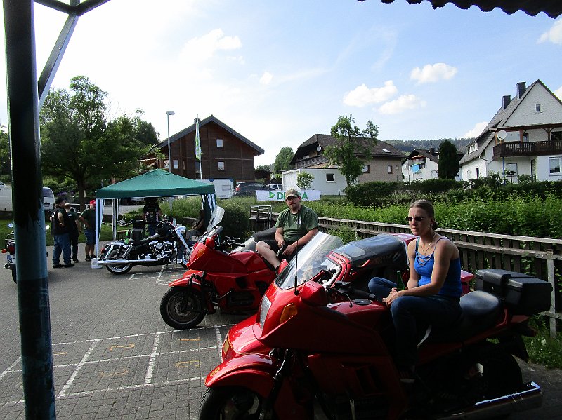 2018.05.26 Probefahrt, Bier, Grill, Freunde, Whisky und... Pflasterarbeiten (177).JPG